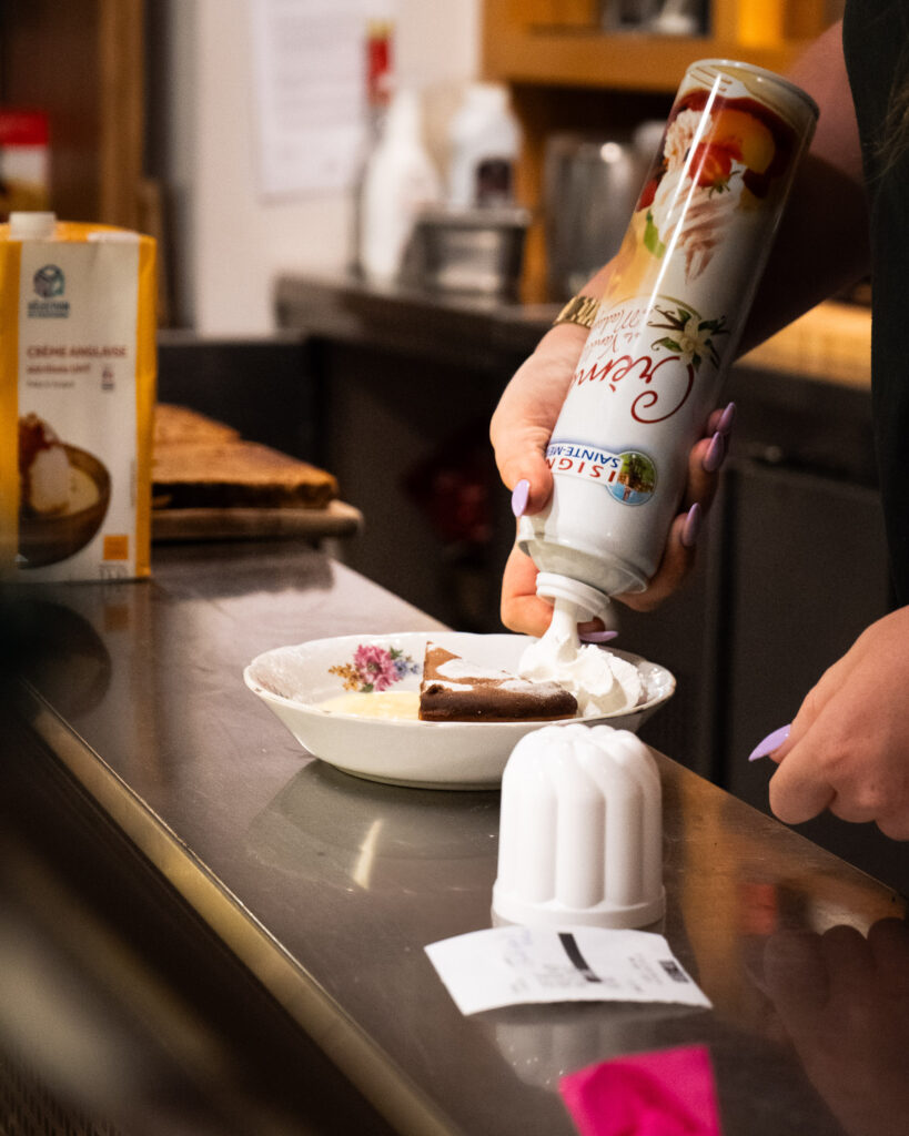 photographie lors d'une soirée blind test