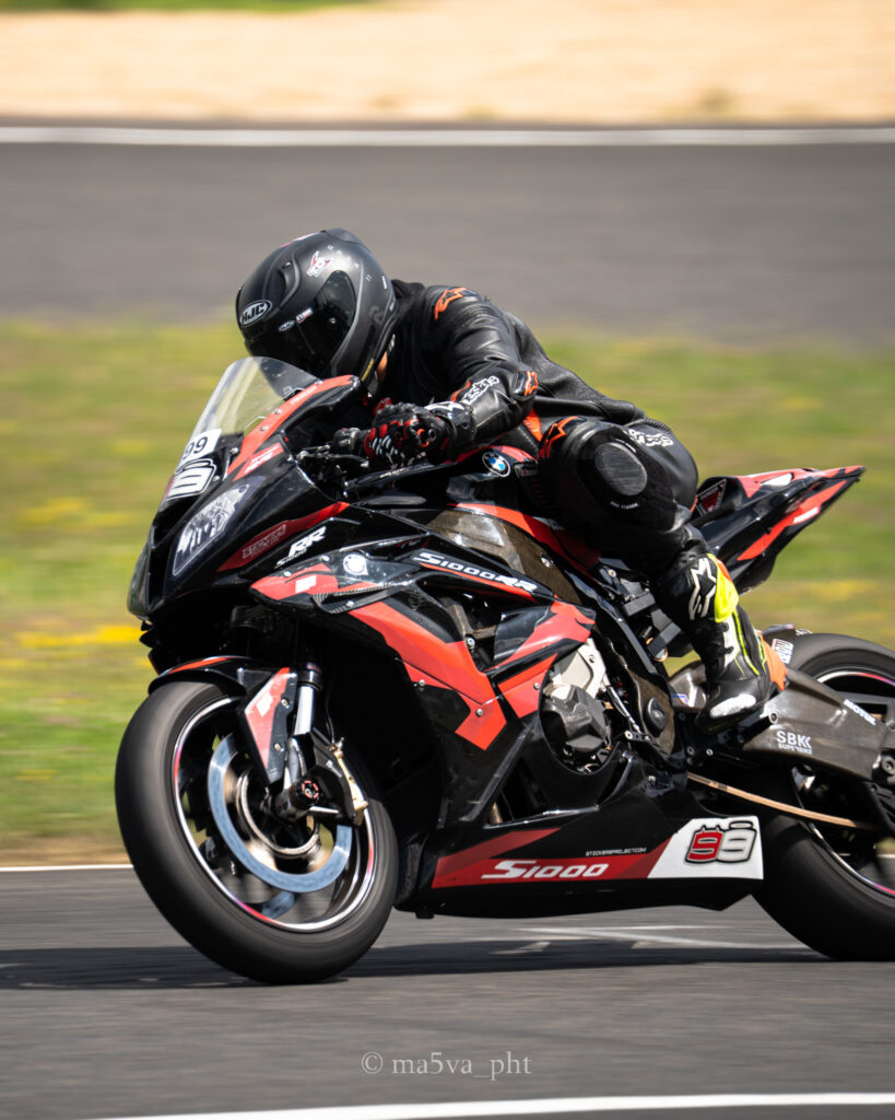 photographie moto au circuit carole